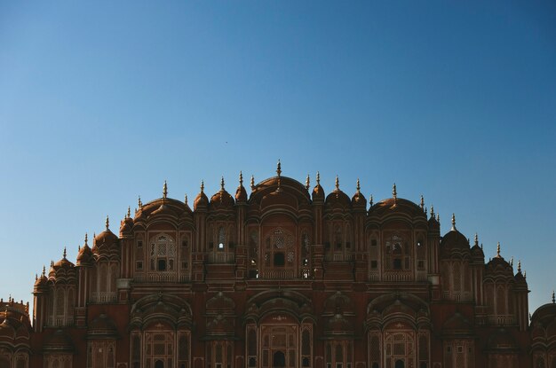 India's rich cultural heritage is intricately woven into its art and handicrafts. From the colorful fabrics of Rajasthan to the exquisite jewelry of Jaipur, Indian artistry reflects the country's diverse traditions and craftsmanship.
